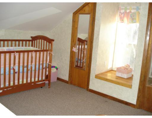 134 Carr Street Springfield, MA 01118 - Photo 10 of 16