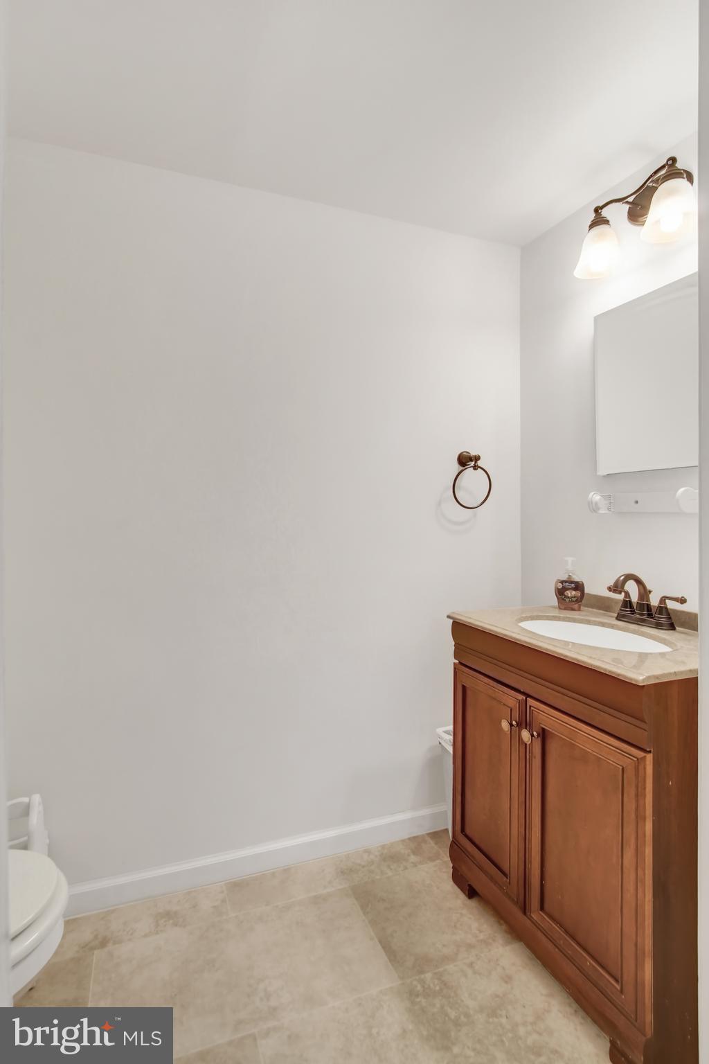 535 East Butter Road York, PA 17406 - Photo 22 of 38