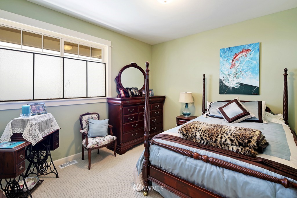 3716 Southwest Webster Street Seattle, WA 98126 - Photo 14 of 25 Gallery Image 14