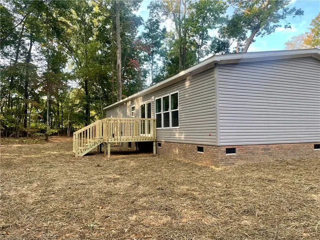 $259,900 | 152 Lester Drive, Lexington, NC 27292