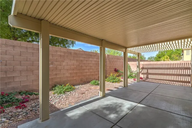 $499,900 | 8021 Dancing Springs Street, Las Vegas, NV 89143