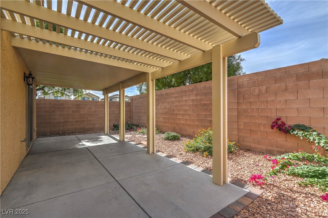 8021 Dancing Springs Street Las Vegas, NV 89143 - Photo 37 of 42