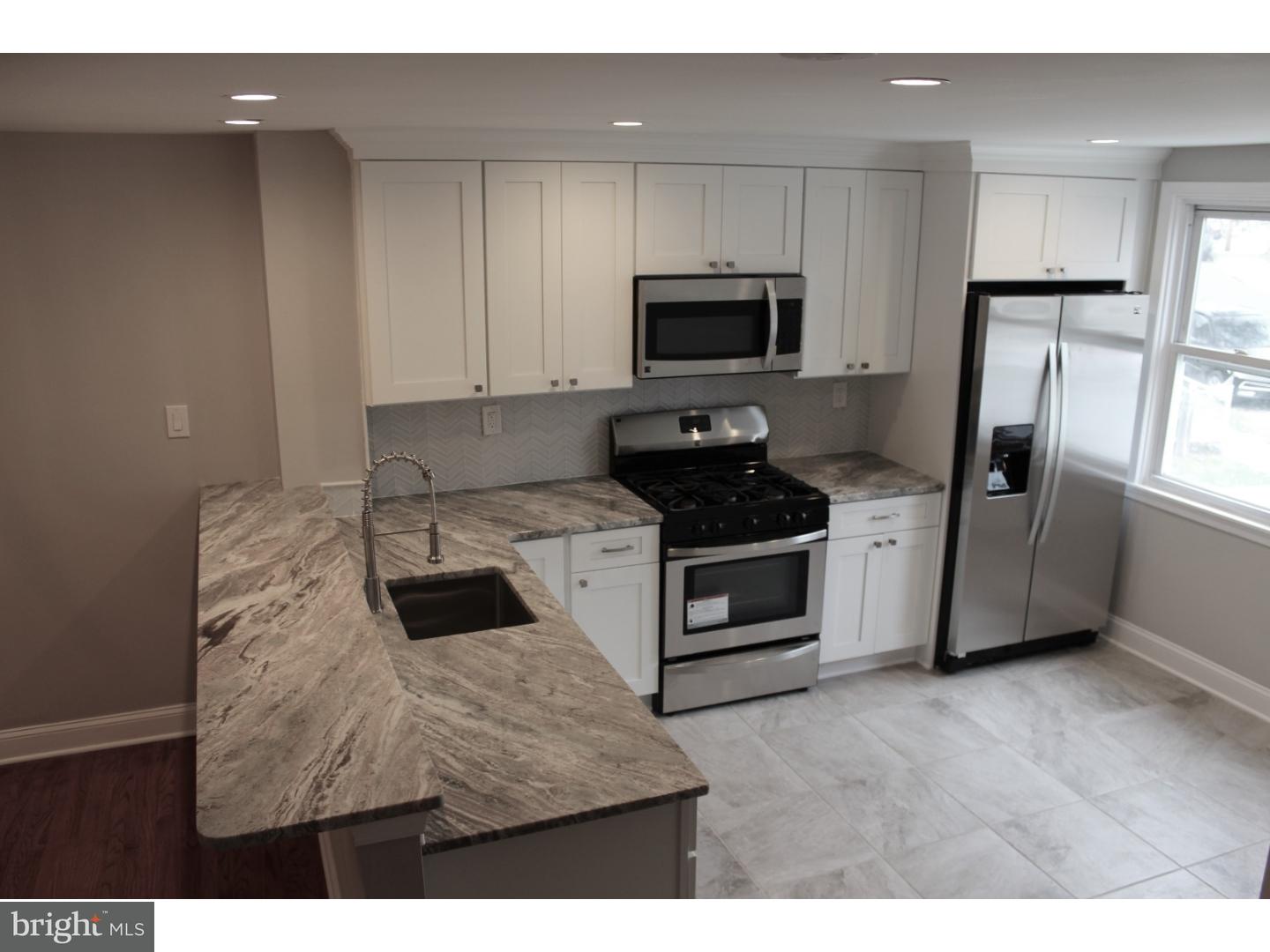 2842 Angus Road Philadelphia, PA 19114 - Photo 3 of 25 Gallery Image 3
