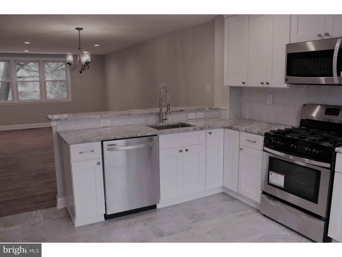 2842 Angus Road Philadelphia, PA 19114 - Photo 4 of 25 Gallery Image 4
