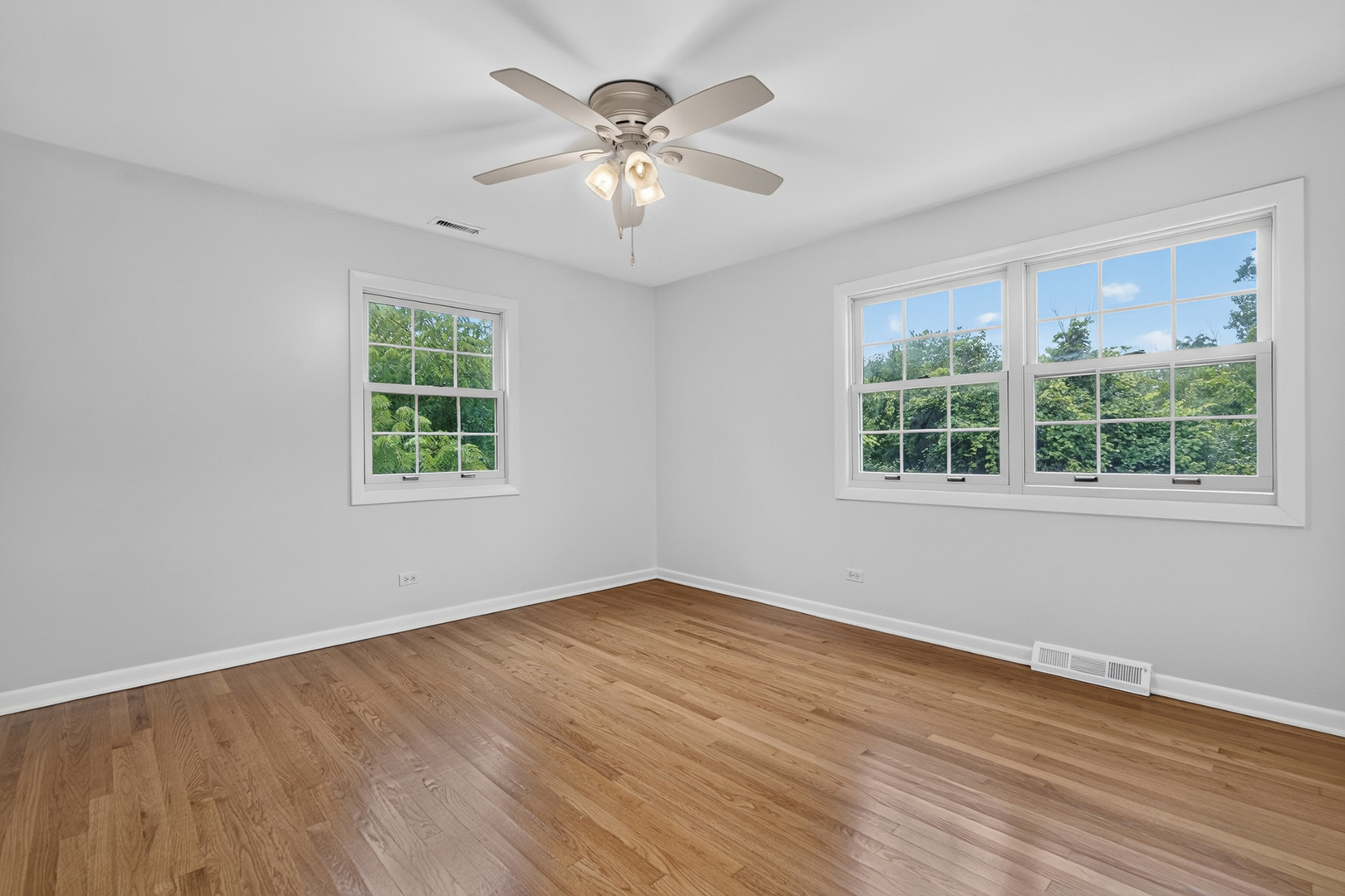2100 Stirling Road Bannockburn, IL 60015 - Photo 24 of 48 Gallery Image 24