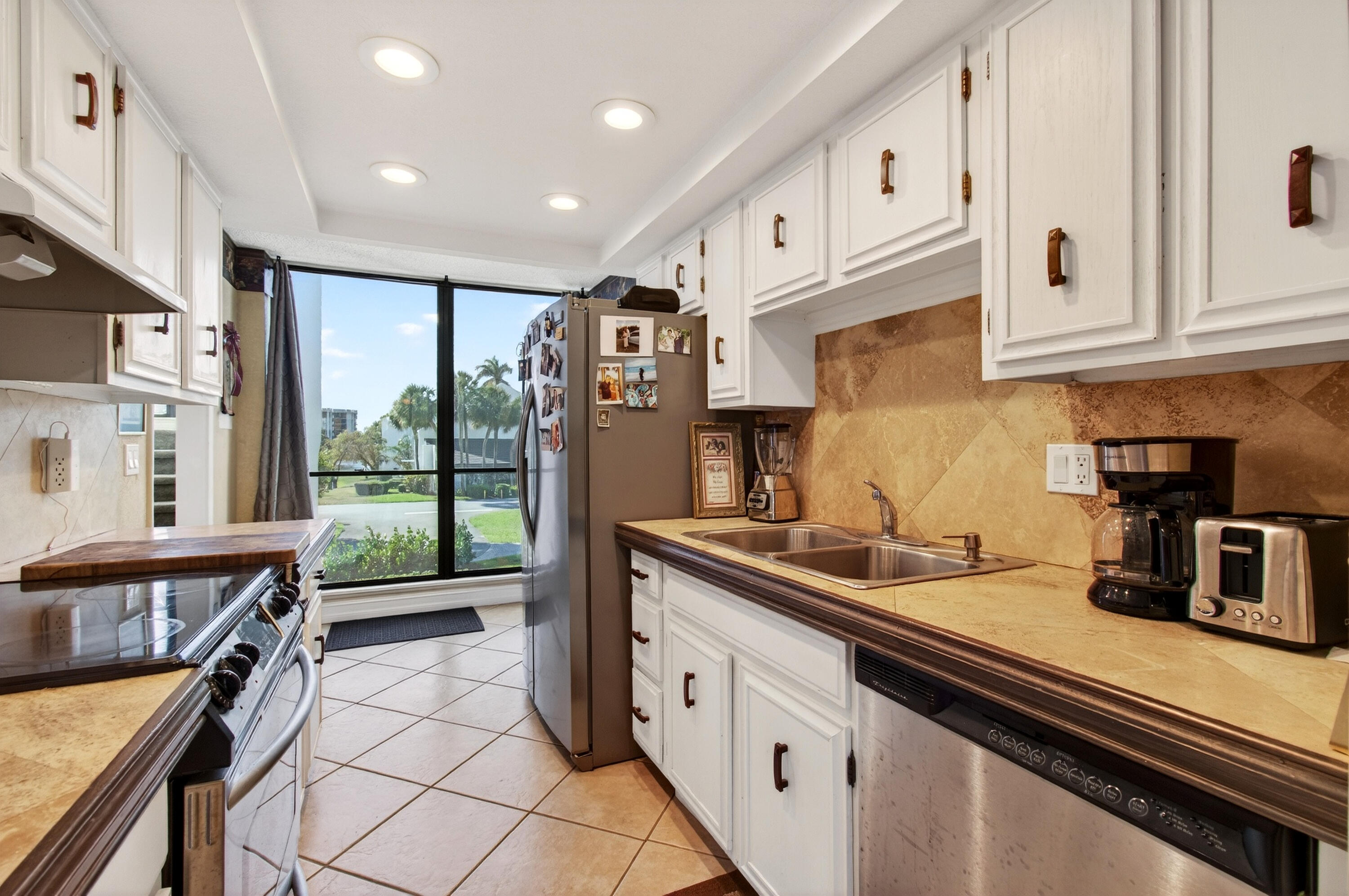 2303 Bridgewood Drive, Unit 2303 Boca Raton, FL 33434 - Photo 17 of 45 21-print-DSC_4134