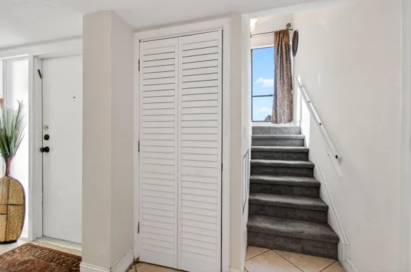 $299,999 | 2303 Bridgewood Drive, Unit 2303, Boca Raton, FL 33434
