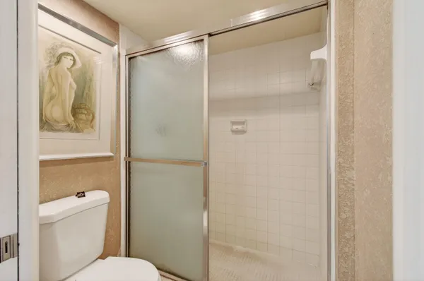 $299,999 | 2303 Bridgewood Drive, Unit 2303, Boca Raton, FL 33434