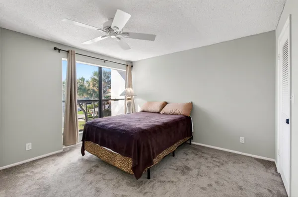 $299,999 | 2303 Bridgewood Drive, Unit 2303, Boca Raton, FL 33434