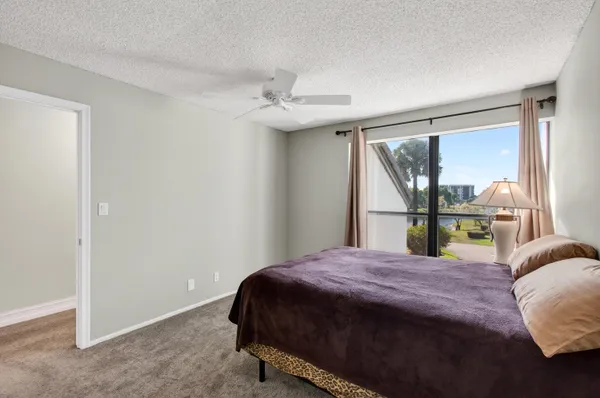 $299,999 | 2303 Bridgewood Drive, Unit 2303, Boca Raton, FL 33434