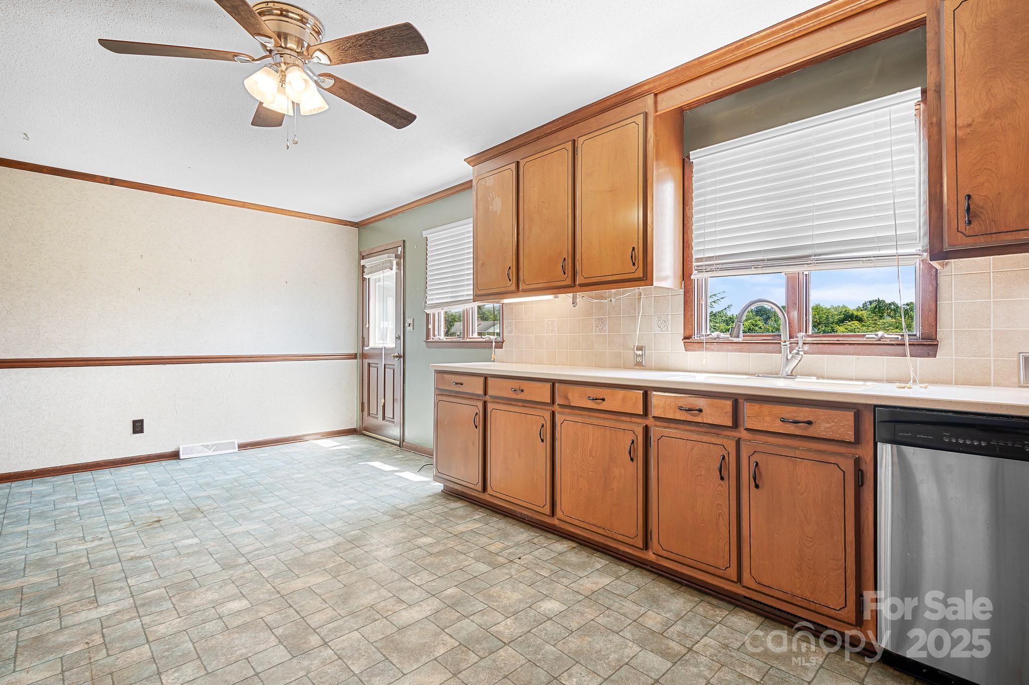 24008 Carriker Road Albemarle, NC 28001 - Photo 15 of 48 Gallery Image 15