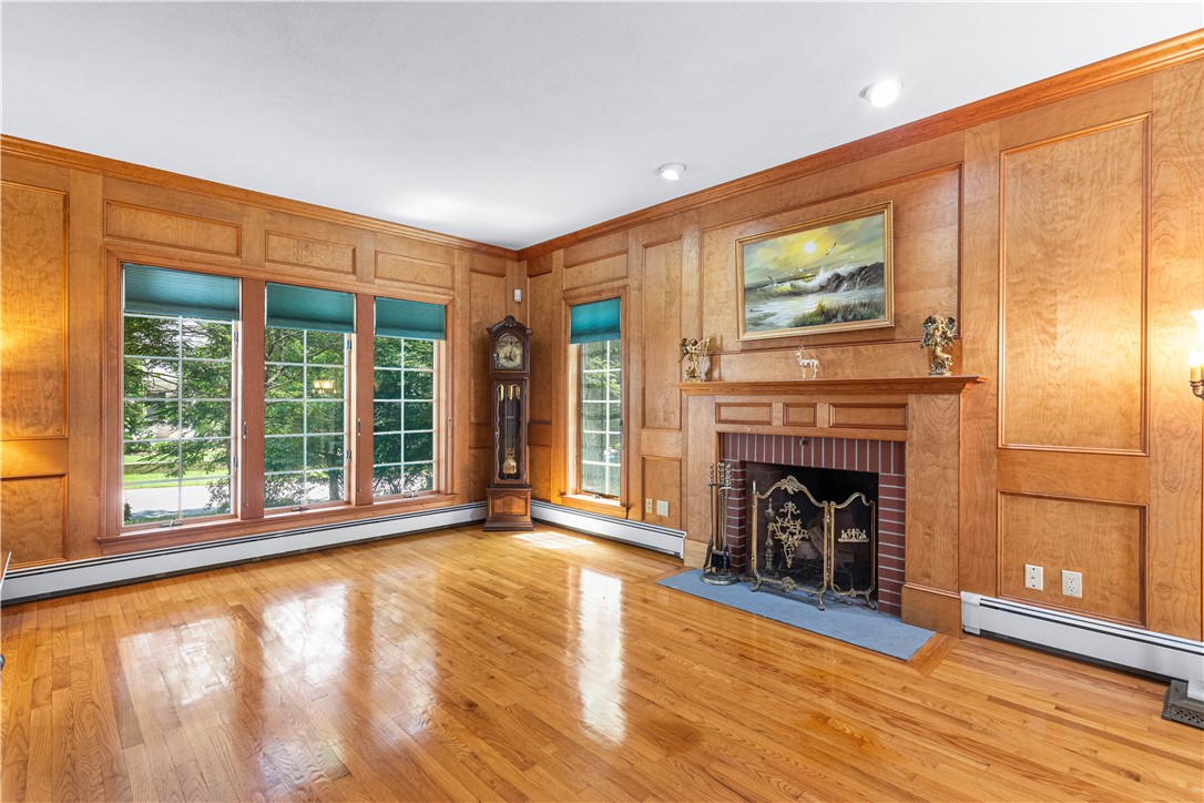 7 Kings Row Cumberland, RI 02864 - Photo 19 of 50