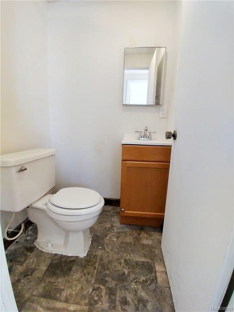 28501 Beechnut Street Inkster, MI 48141 - Photo 25 of 29 20180320_163239_HDR-01.jpeg
