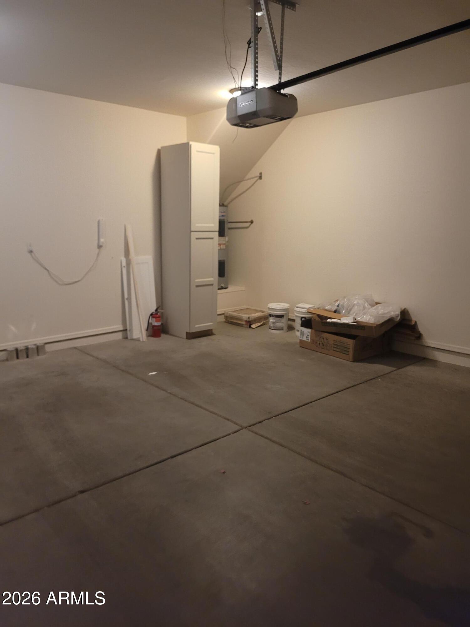 1453 South Sinova Avenue Gilbert, AZ 85296 - Photo 45 of 46 a view of an empty room