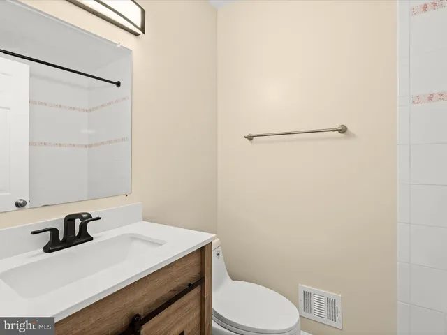 $700,000 | 12262 Etchison Road, Ellicott City, MD 21042