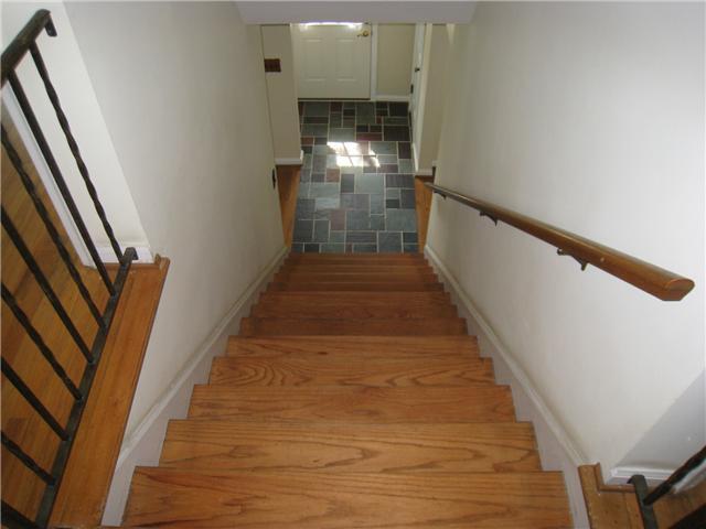 360 South Gould Road Columbus, OH 43209 - Photo 8 of 9 Gallery Image 8