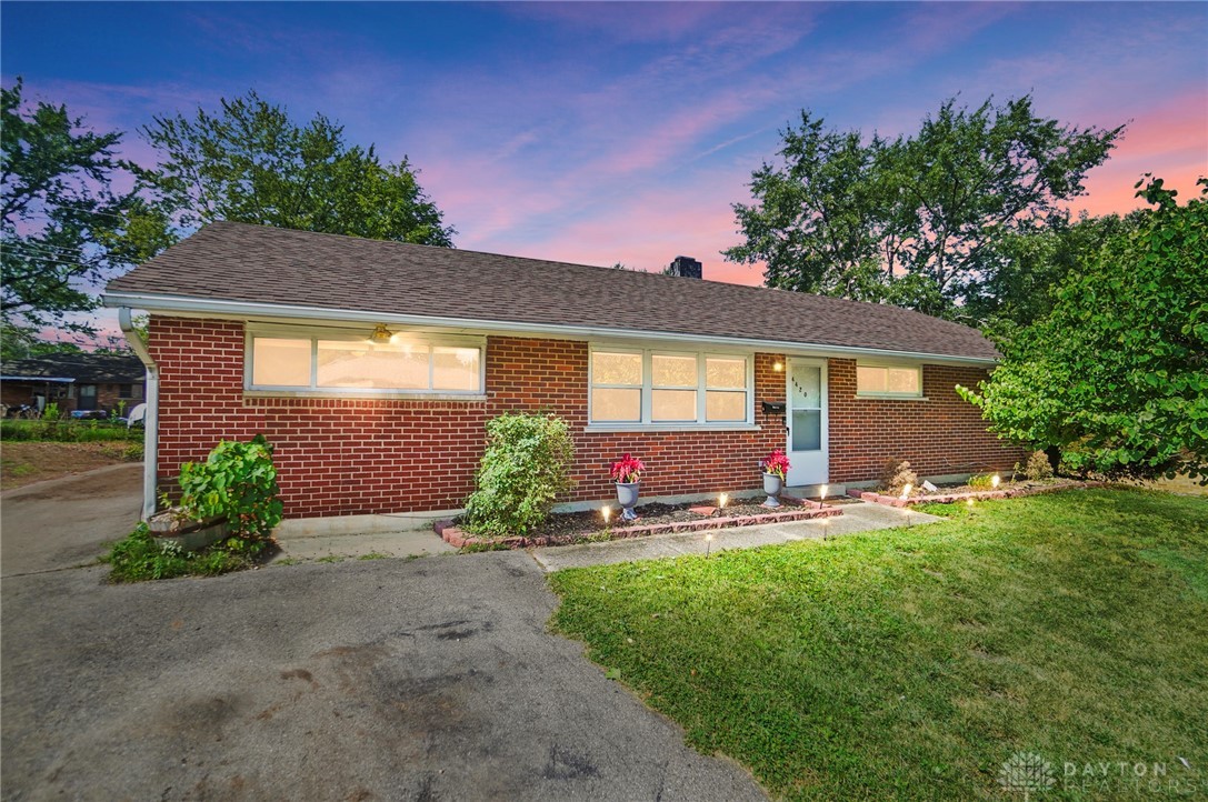 4420 Kitridge Road Dayton, OH 45424 - Photo 2 of 36 Gallery Image 2
