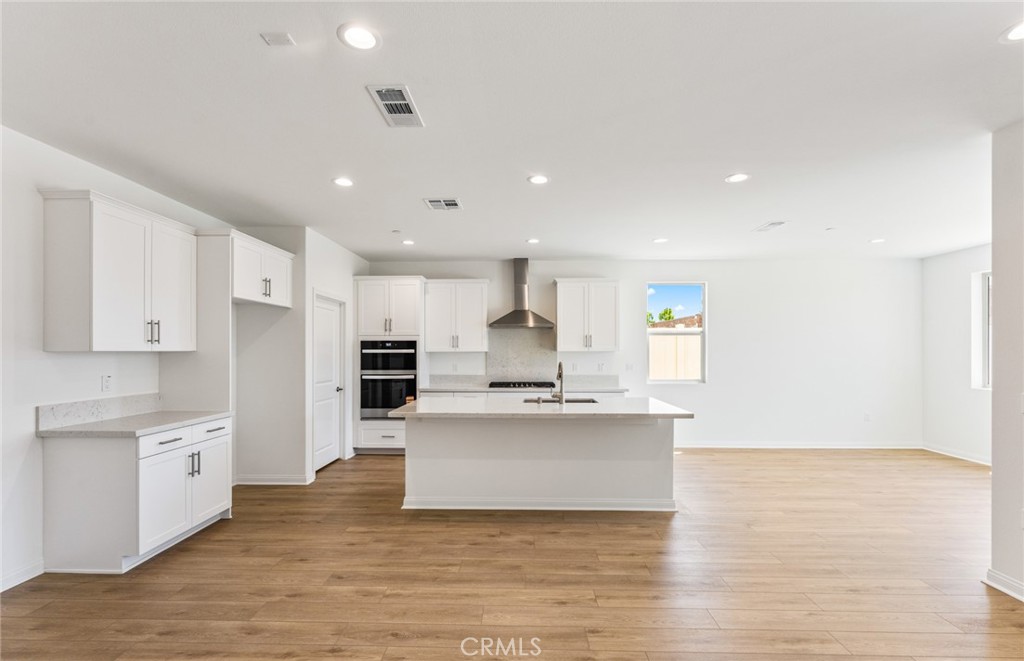 26595 Silver Ore Road Menifee, CA 92570 - Photo 5 of 33