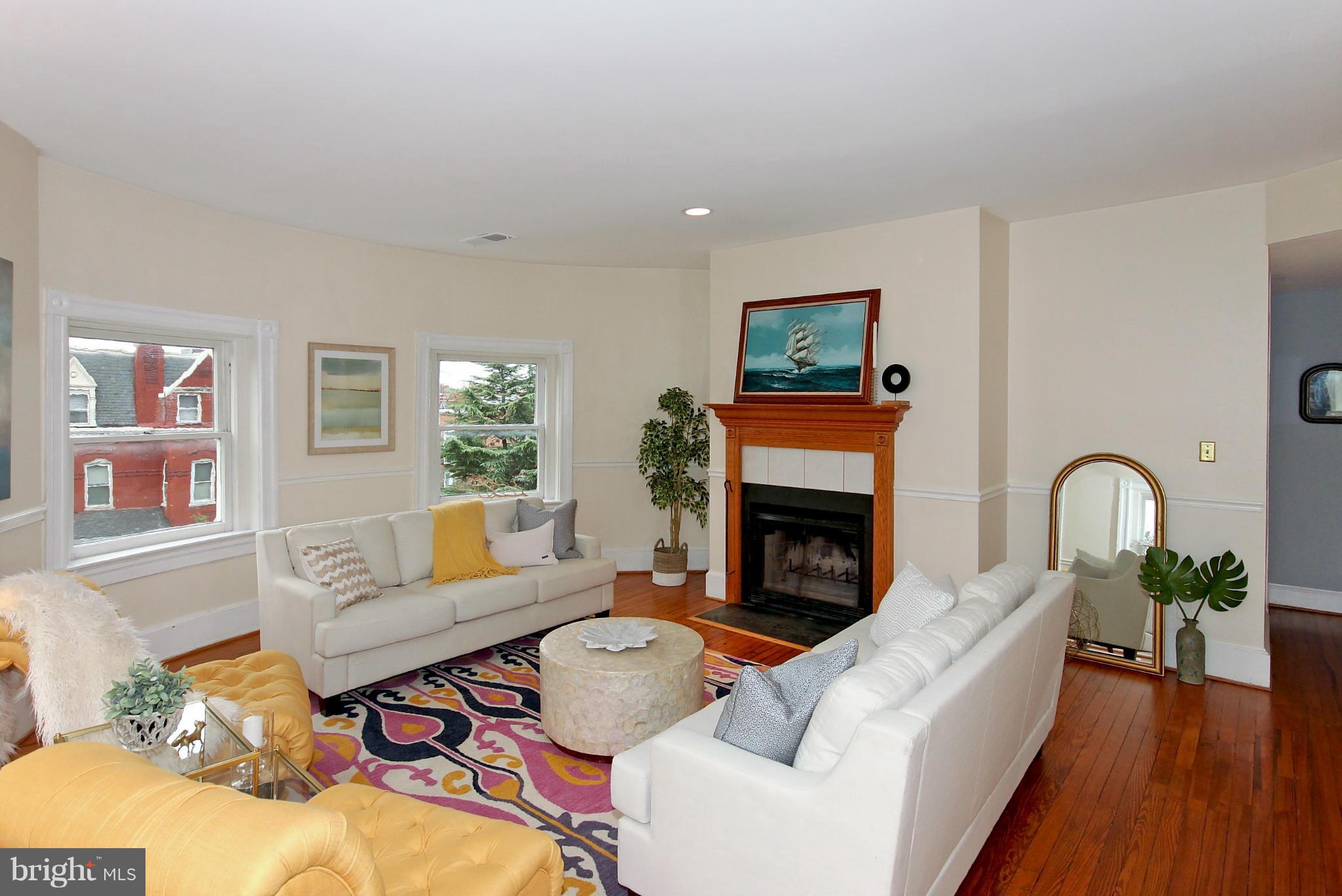 1200 East Capitol Street Northeast, Unit 7 Washington, DC 20002 - Photo 5 of 30 Living Room