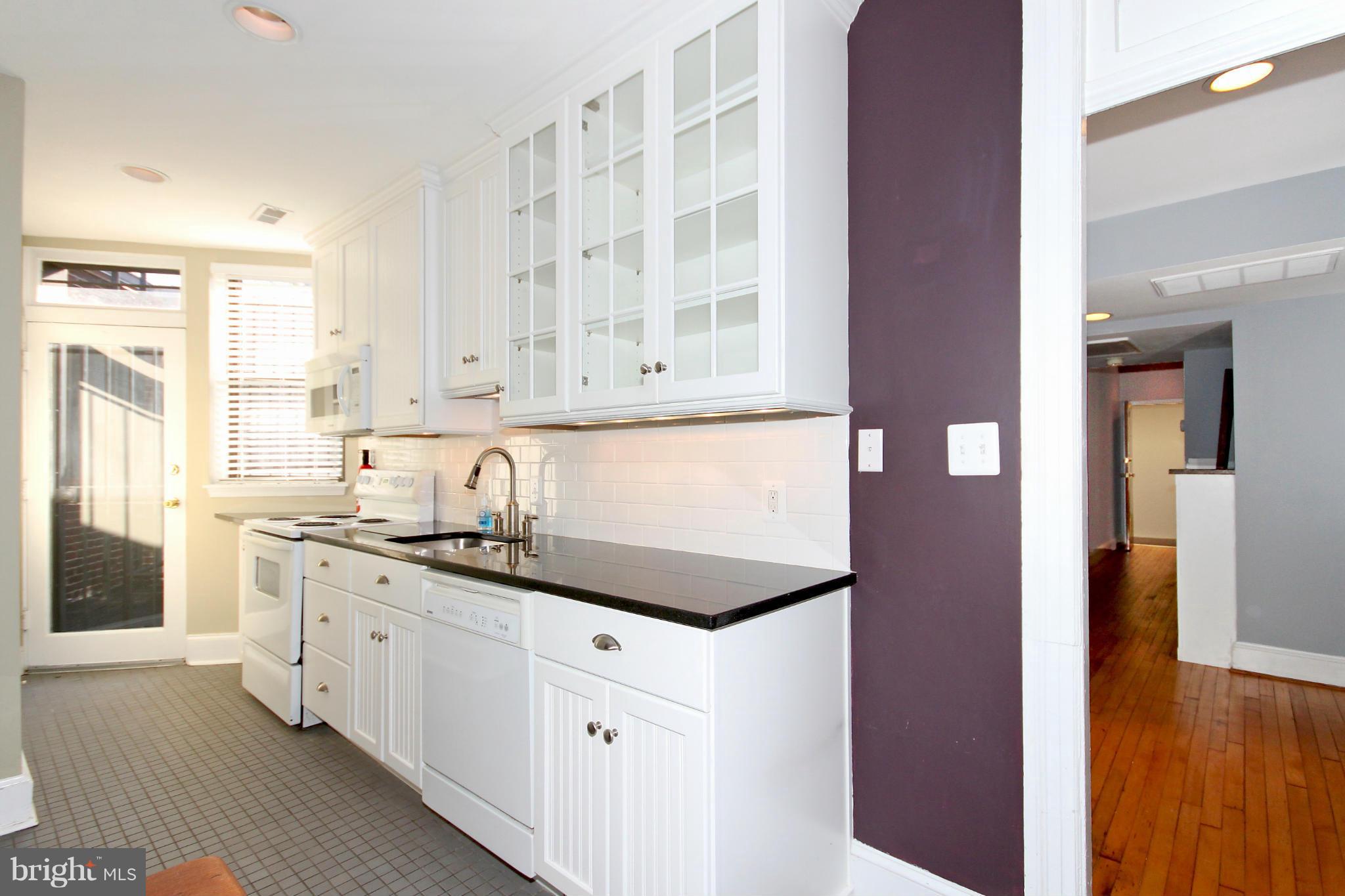1200 East Capitol Street Northeast, Unit 7 Washington, DC 20002 - Photo 9 of 30 Kitchen