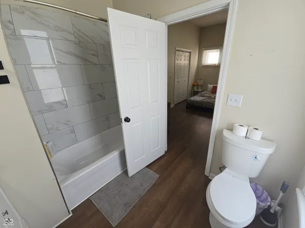 $2,200 | 1728 North Delaware Street, Indianapolis, IN 46202