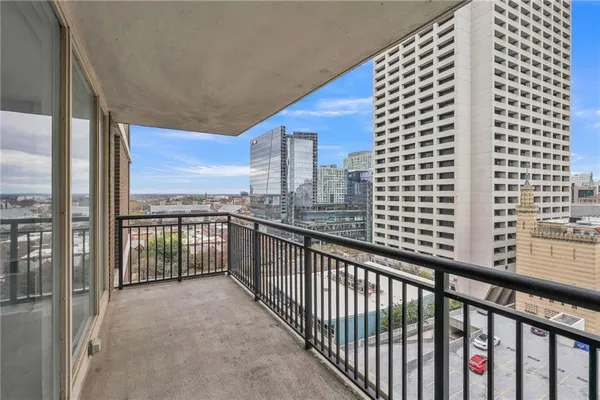 $2,600 | 620 Peachtree Street Northeast, Unit 1413, Atlanta, GA 30308