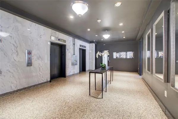 $2,600 | 620 Peachtree Street Northeast, Unit 1413, Atlanta, GA 30308