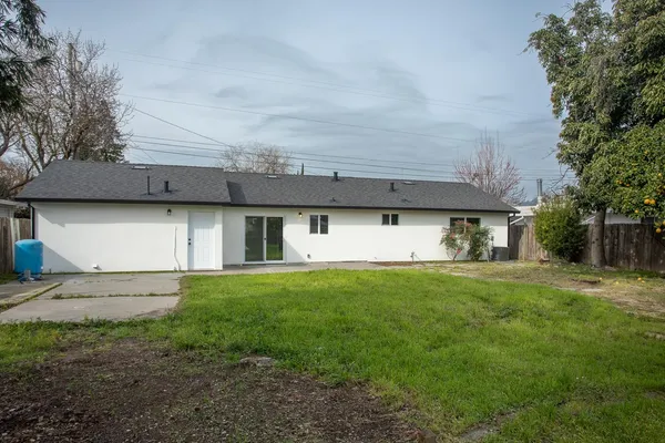 a front view of house with yard