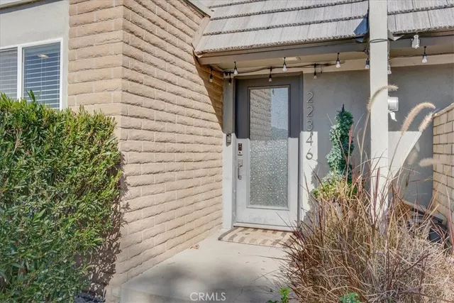 $425,000 | 22346 Canyon Club Drive, Canyon Lake, CA 92587