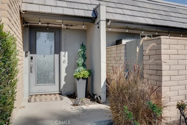 $425,000 | 22346 Canyon Club Drive, Canyon Lake, CA 92587