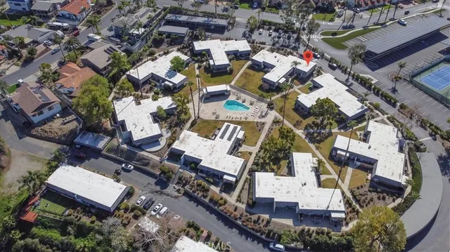 $425,000 | 22346 Canyon Club Drive, Canyon Lake, CA 92587