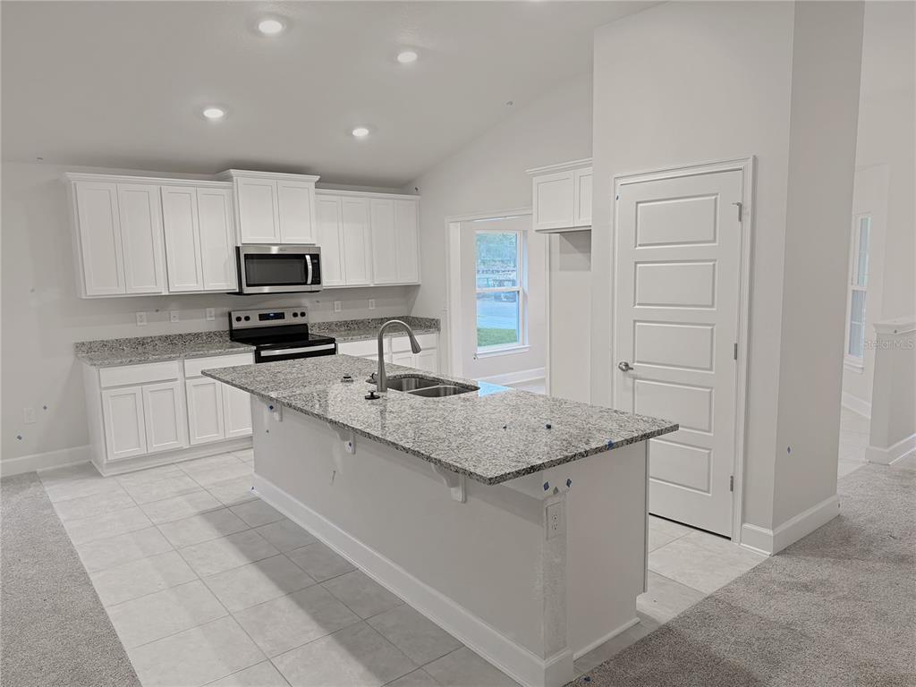 7552 Bent Tree Loop St. Cloud, FL 34773 - Photo 5 of 18