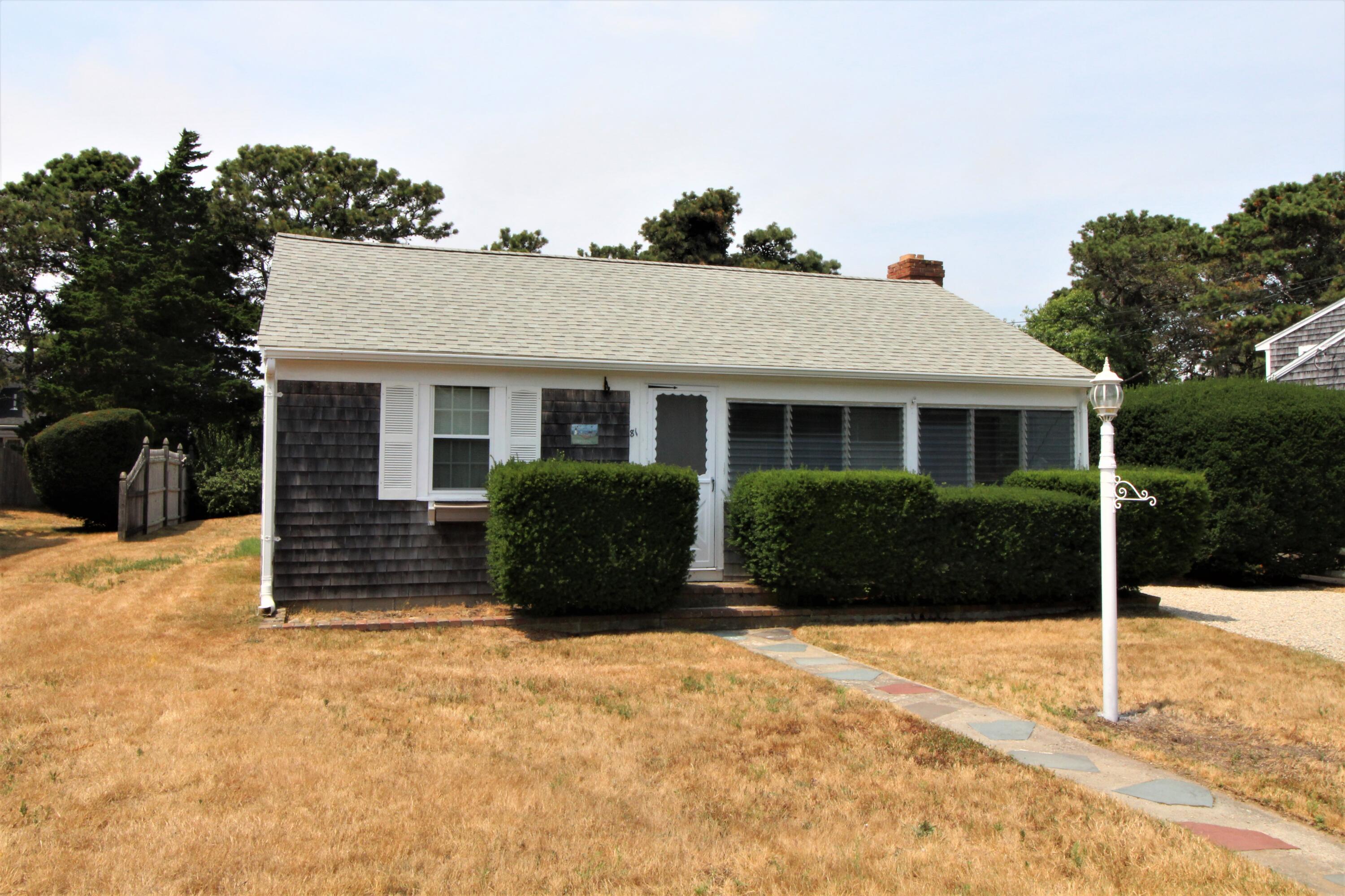 81 Susan Ruth Road Dennis Port, MA 02639 - Photo 3 of 16 IMG_2903 (2)