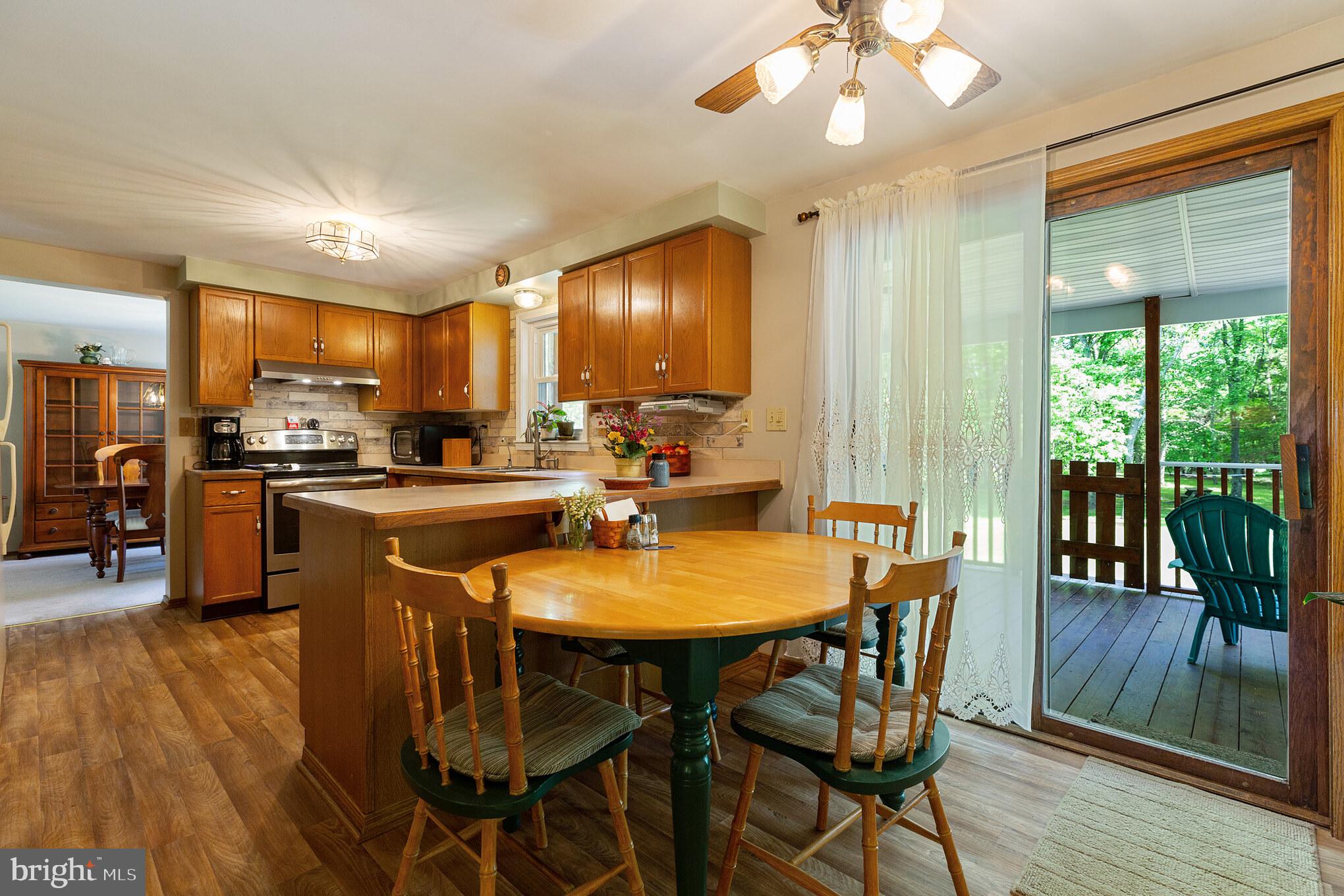 318 Moods Road Monroeville, NJ 08343 - Photo 25 of 36 Eat In Kitchen