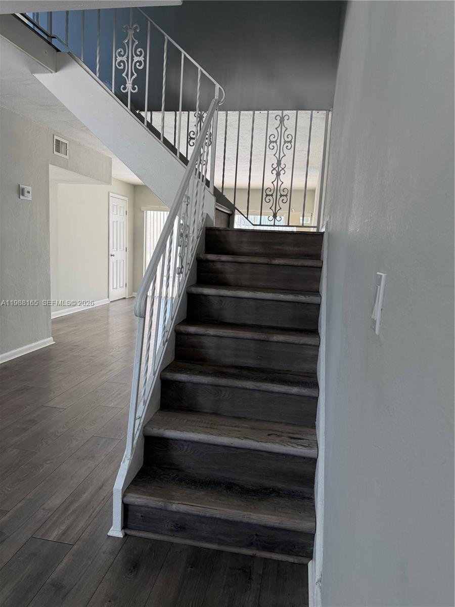 6760 Southwest 40th Street, Unit 41 Davie, FL 33314 - Photo 21 of 51 a view of entryway