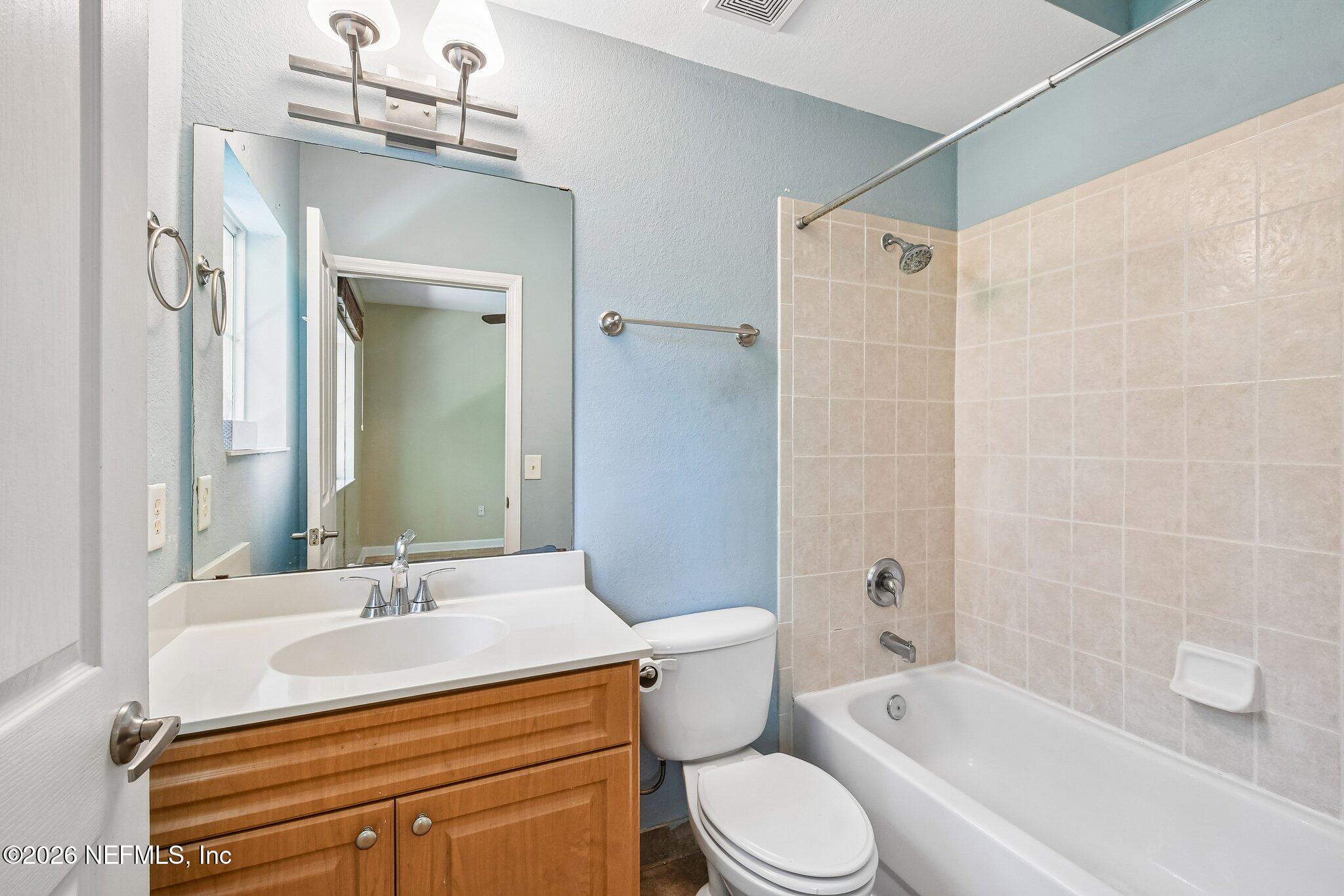 9745 Touchton Road, Unit 1129 Jacksonville, FL 32246 - Photo 35 of 57 2nd Bedroom Full Bath