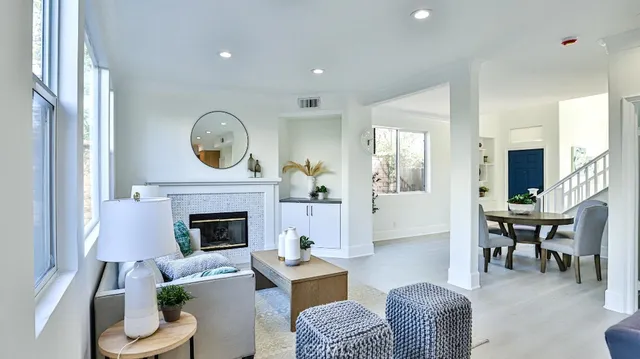 $1,389,000 | 1202 Hazel Place, Costa Mesa, CA 92626