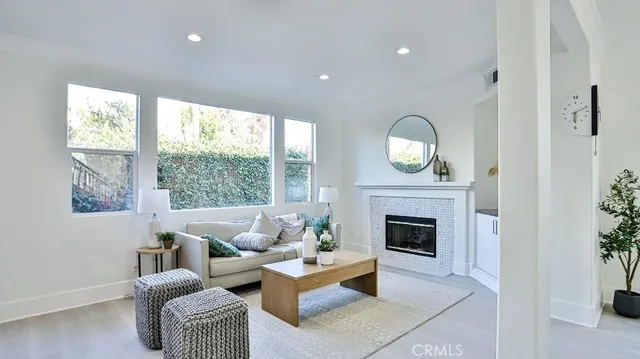 $1,389,000 | 1202 Hazel Place, Costa Mesa, CA 92626