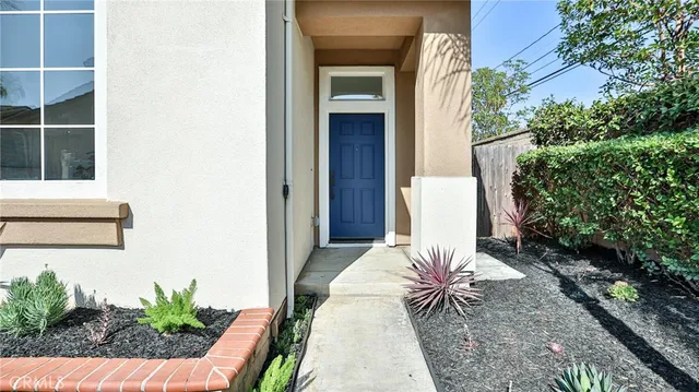 $1,389,000 | 1202 Hazel Place, Costa Mesa, CA 92626