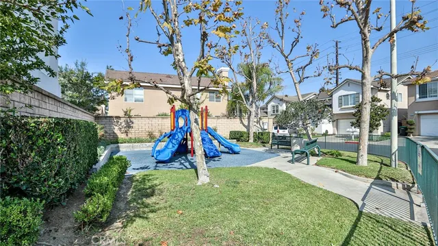 $1,389,000 | 1202 Hazel Place, Costa Mesa, CA 92626