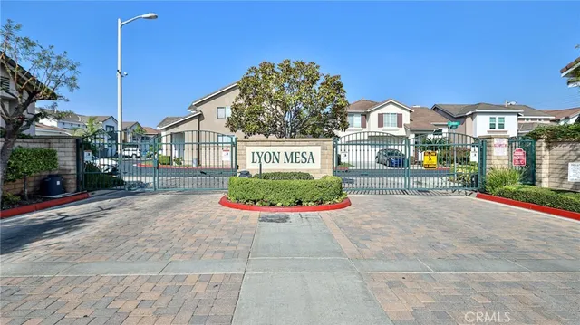 $1,389,000 | 1202 Hazel Place, Costa Mesa, CA 92626