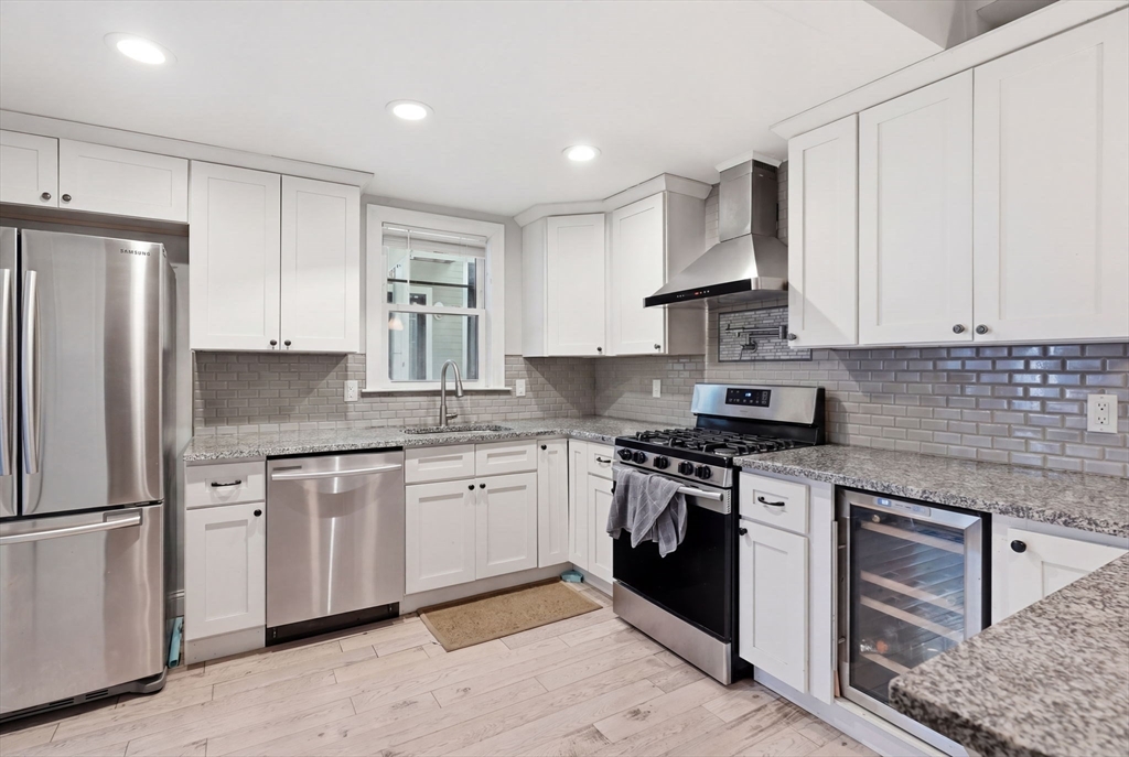 30 Rawson Street Boston, MA 02125 - Photo 29 of 41