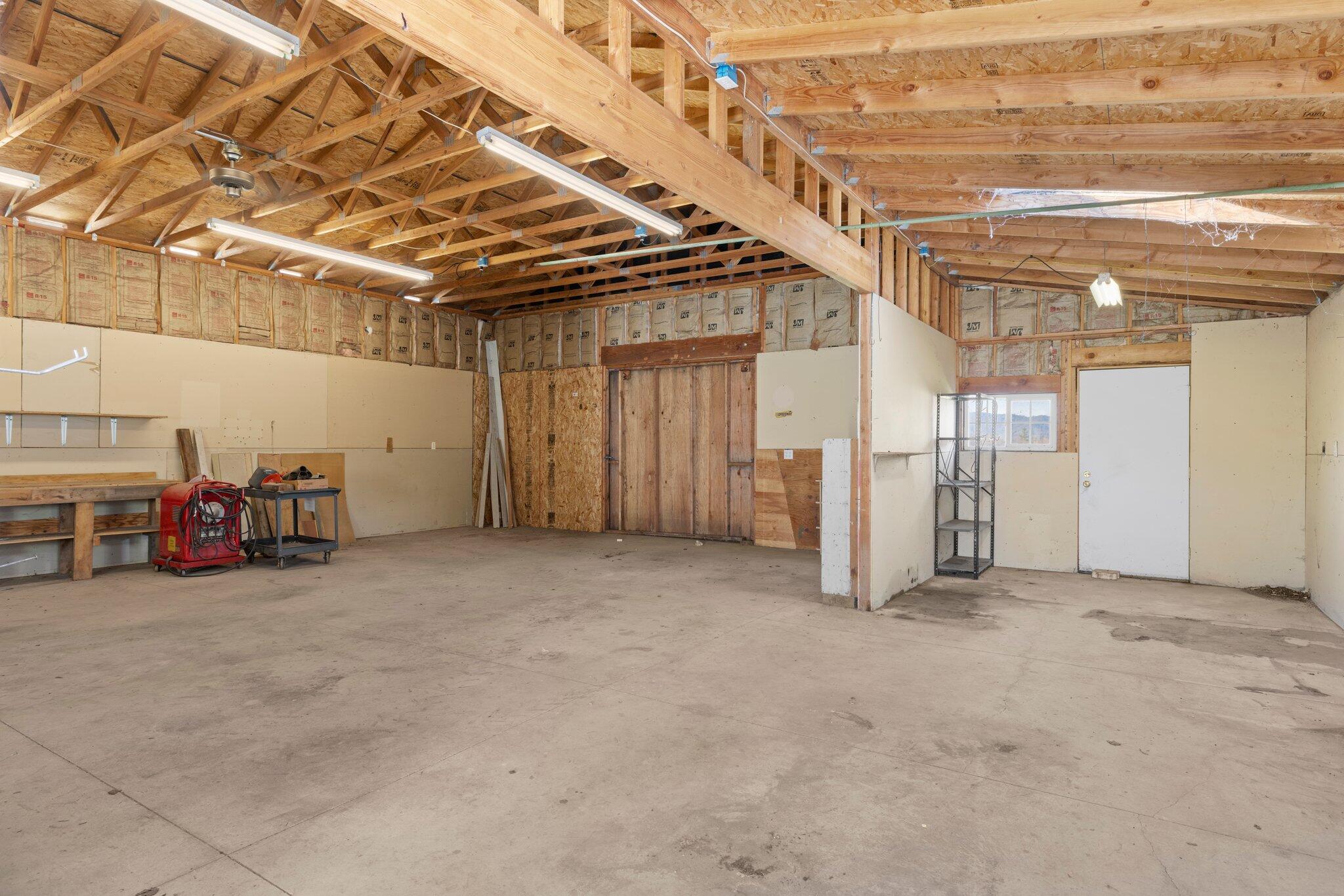 7385 Maple Lane Central Point, OR 97502 - Photo 24 of 26 30-web-or-mls-WCI_4708