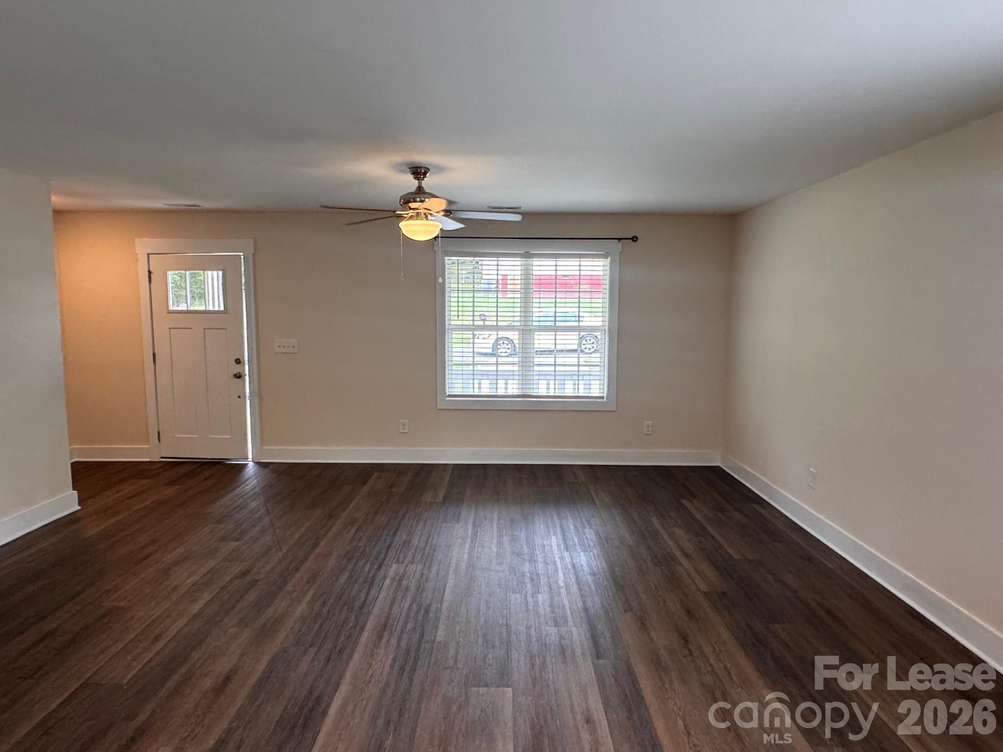 516 Beacon Street Gastonia, NC 28054 - Photo 3 of 13