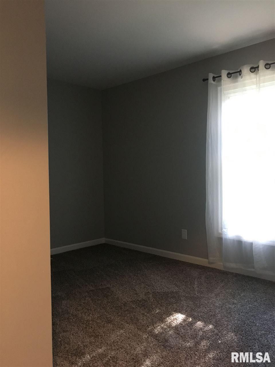 345 Jamestown Road Macomb, IL 61455 - Photo 10 of 17 Gallery Image 10