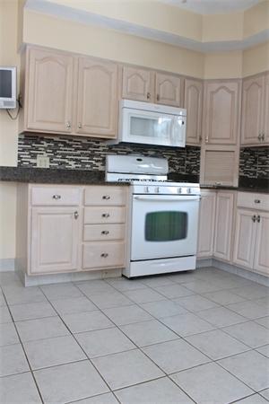 161 Spring Street Medford, MA 02155 - Photo 13 of 30 Gallery Image 13