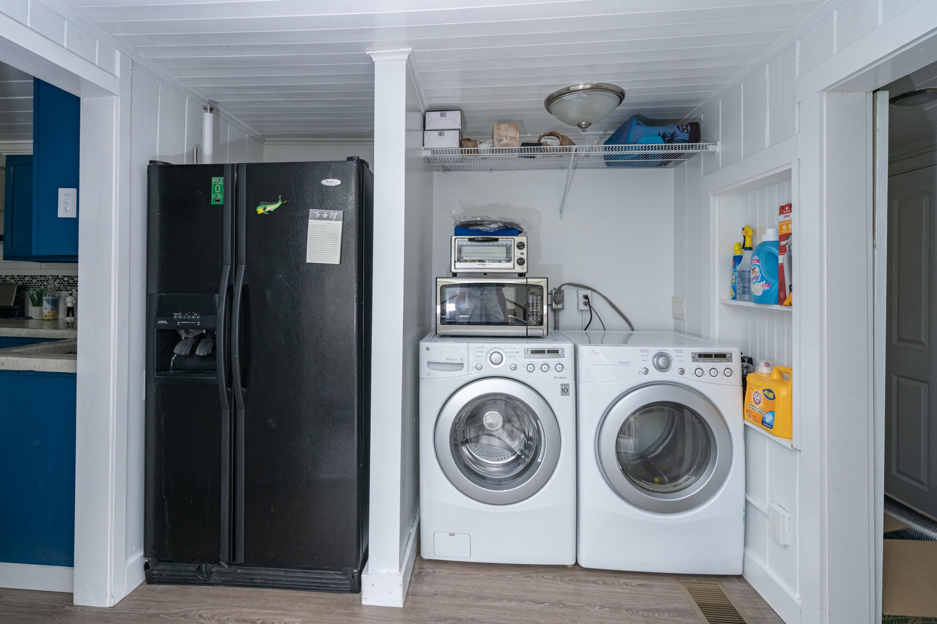 124 South Bay Harbor Drive Key Largo, FL 33037 - Photo 20 of 28 a utility room with dryer and washer