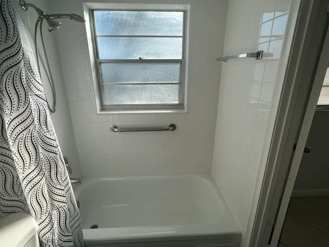 $1,450 | 162 Camden G, West Palm Beach, FL 33417