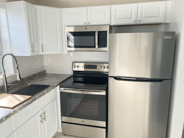 $1,450 | 162 Camden G, West Palm Beach, FL 33417