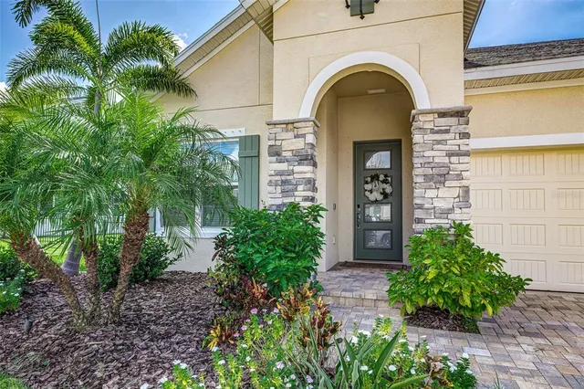$780,000 | 5330 Silver Sun Drive, Apollo Beach, FL 33572
